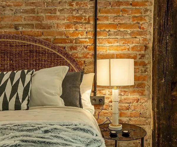 Cortes Ac By Staynnapartments * Більбао