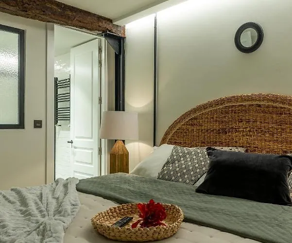 Cortes Ac By Staynnapartments *